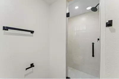 2203 Drayton Lane, Houston, TX 77088 - Photo 21