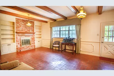 301 Cedar Circle, Brenham, TX 77833 - Photo 9