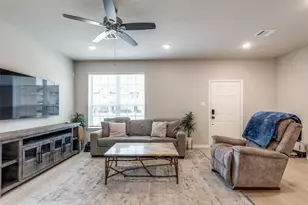 8033 Scanlan Trl, Missouri City, TX 77459 - Photo 11