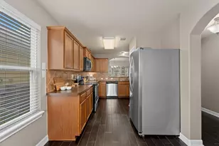 1518 Darfield Ct, Houston, TX 77014 - Photo 5
