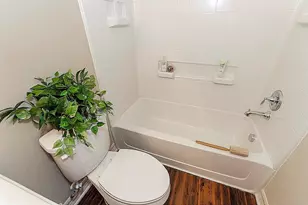 64 Woodland Hills Dr, Conroe, TX 77303 - Photo 15