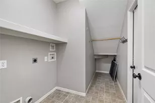 81 N Apple Springs Cir, The Woodlands, TX 77382 - Photo 21