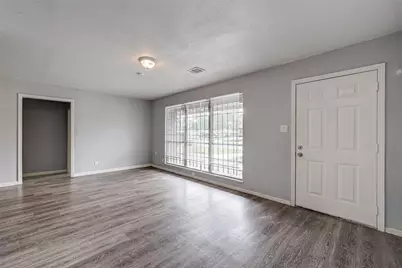 7658 Belbay Street, Houston, TX 77033 - Photo 3