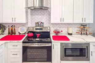 1325 Palomino Trail, Angleton, TX 77515 - Photo 5