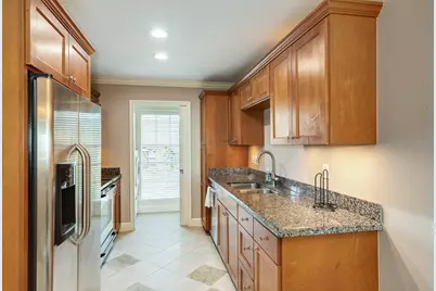 7000 Seawall Boulevard #234, Galveston, TX 77551 - Photo 11