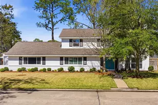 126 Pine Shadows Dr, Taylor Lake Village, TX 77586 - Photo 1