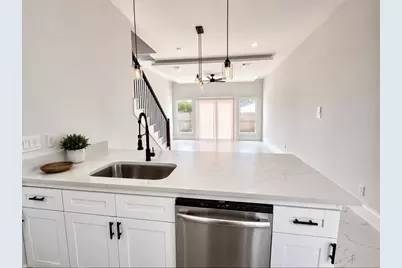7940 Angus Street, Houston, TX 77028 - Photo 9