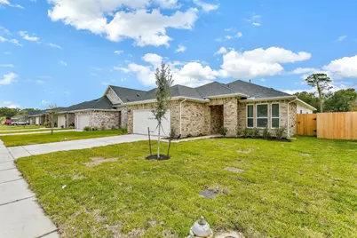 3914 Sugardale Street, Baytown, TX 77521 - Photo 3