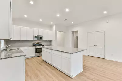 3914 Sugardale Street, Baytown, TX 77521 - Photo 11