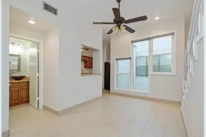 204 Marshall Street #4, Houston, TX 77006 - Photo 5