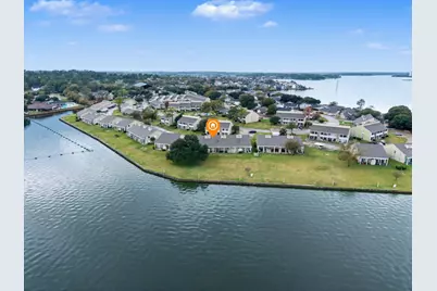 75 April Point Drive S, Conroe, TX 77356 - Photo 17