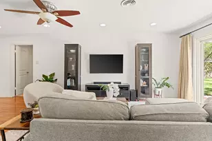 5827 Rutherglenn Dr, Houston, TX 77096 - Photo 13