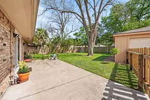 5827 Rutherglenn Dr, Houston, TX 77096 - Photo 27