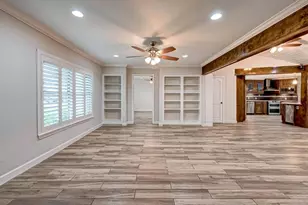 4026 Drummond St, Houston, TX 77025 - Photo 19