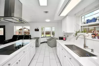 7407 Shiner Lane, Houston, TX 77072 - Photo 5