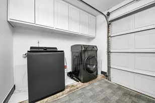 7407 Shiner Ln, Houston, TX 77072 - Photo 37