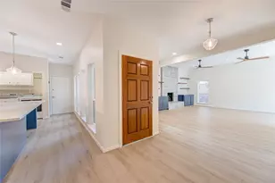 14207 Stokesmount Dr, Houston, TX 77077 - Photo 5