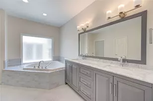 14207 Stokesmount Dr, Houston, TX 77077 - Photo 15