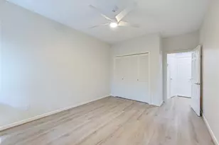 14207 Stokesmount Dr, Houston, TX 77077 - Photo 19