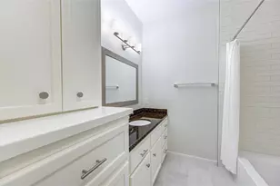 14207 Stokesmount Dr, Houston, TX 77077 - Photo 17
