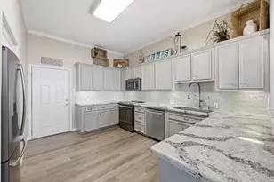 2 Regency Pt, Montgomery, TX 77356 - Photo 13