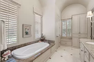 1235 Wynden Commons Ln, Houston, TX 77056 - Photo 25