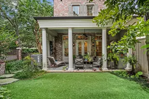 1235 Wynden Commons Ln, Houston, TX 77056 - Photo 39