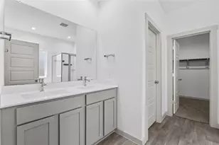 2905 Highgate Hill Ln, Houston, TX 77047 - Photo 9