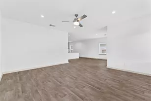 2905 Highgate Hill Ln, Houston, TX 77047 - Photo 19