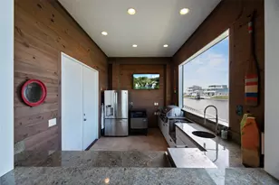 4103 Greenwing Teal Ct, Galveston, TX 77554 - Photo 43