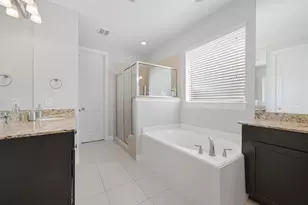 2435 Pamplona Ln, League City, TX 77573 - Photo 43