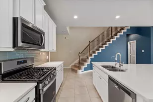 3736 Lancer Cir, Pearland, TX 77581 - Photo 9