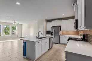 3736 Lancer Cir, Pearland, TX 77581 - Photo 5
