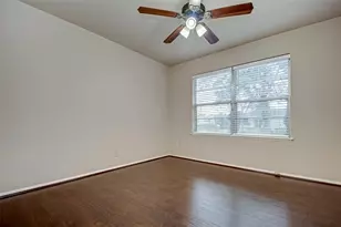 8518 Forum Dr, Houston, TX 77055 - Photo 5