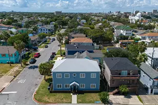 1017 11th St, Galveston, TX 77550 - Photo 21