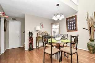 13958 Hollowgreen Dr, Houston, TX 77082 - Photo 9