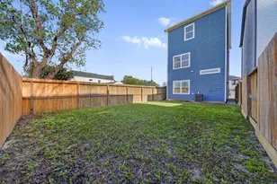 3732 Nathaniel Brown St, Houston, TX 77021 - Photo 5