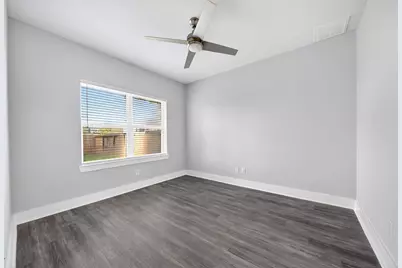 3732 Nathaniel Brown St, Houston, TX 77021 - Photo 9