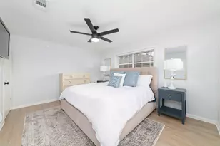 6435 Woodbrook Ln, Houston, TX 77008 - Photo 19