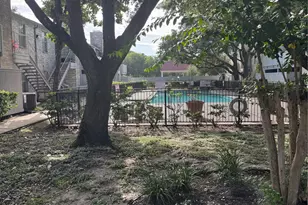 10821 Braes Bend Dr, Houston, TX 77071 - Photo 5