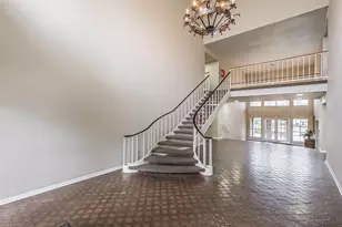 7575 Katy Fwy, Houston, TX 77024 - Photo 3