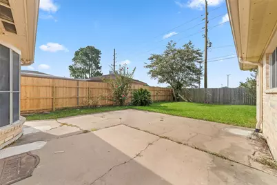 11415 Brook Meadows Lane, Stafford, TX 77477 - Photo 21