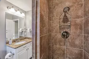 1205 Marine Dr, Galveston, TX 77550 - Photo 15