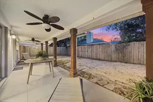 1205 Marine Dr, Galveston, TX 77550 - Photo 21