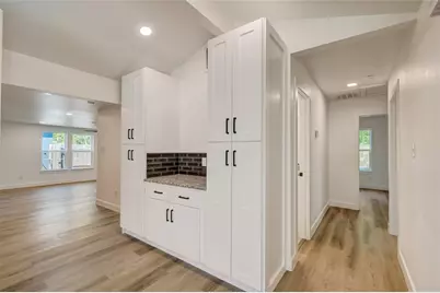 315 Cypress Street, Alvin, TX 77511 - Photo 13