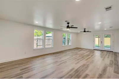 315 Cypress Street, Alvin, TX 77511 - Photo 15