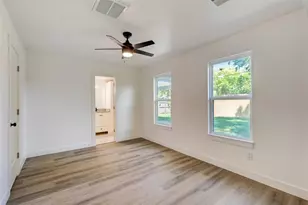 315 Cypress St, Alvin, TX 77511 - Photo 23
