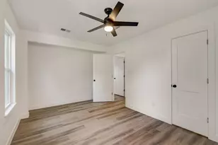 315 Cypress St, Alvin, TX 77511 - Photo 21