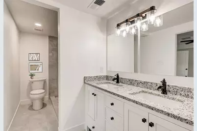 315 Cypress Street, Alvin, TX 77511 - Photo 27