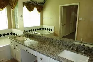 4542 Springfield Lakes St, Sugar Land, TX 77479 - Photo 11